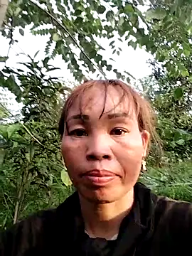Snapshot of Ely-cute2k chatting on 06.17.26 Ely-cute2k online show from 06.17.26