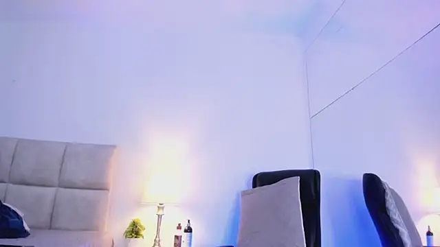 Snapshot of Chriss_Diamond chatting on 05.16.26 Chriss Diamond online show from 05.16.26
