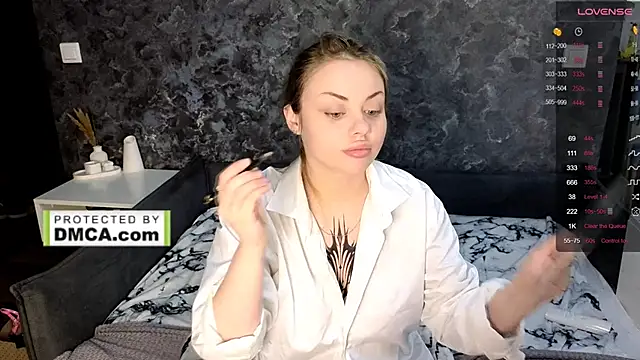 Snapshot of StasyLucke chatting on 05.15.26 StasyLucke online show from 05.15.26