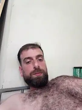 Snapshot of Ammarcuming chatting on 05.17.26 Ammarcuming online show from 05.17.26