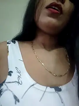 Snapshot of khushi_ji00 chatting on 07.20.26 khushi ji00 online show from 07.20.26