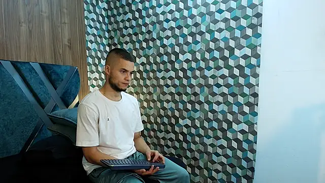 Snapshot of Joaho_Fernandez chatting on 05.29.26 Joaho Fernandez online show from 05.29.26