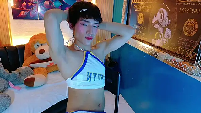 Snapshot of IsaacNovaa chatting on 04.09.26 IsaacNovaa online show from 04.09.26