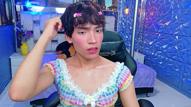 Snapshot of IsaacNovaa chatting on 04.24.26 IsaacNovaa online show from 04.24.26