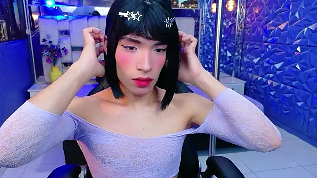 Snapshot of IsaacNovaa chatting on 05.17.26 IsaacNovaa online show from 05.17.26