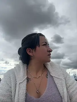 Snapshot of kimberly_peter chatting on 07.18.26 kimberly peter online show from 07.18.26