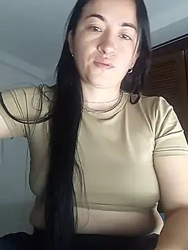 Snapshot of kimberly_peter chatting on 07.22.26 kimberly peter online show from 07.22.26