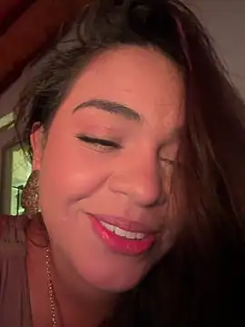 Snapshot of alana_dantes_ chatting on 06.13.26 alana dantes online show from 06.13.26