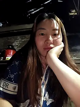 Snapshot of he-se-kin chatting on 04.17.26 he-se-kin online show from 04.17.26