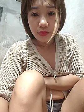 Snapshot of xinhxinh-cute chatting on 05.11.26 xinhxinh-cute online show from 05.11.26