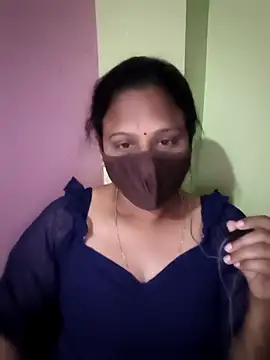 Snapshot of Latha_lovely chatting on 04.02.26 Latha lovely online show from 04.02.26