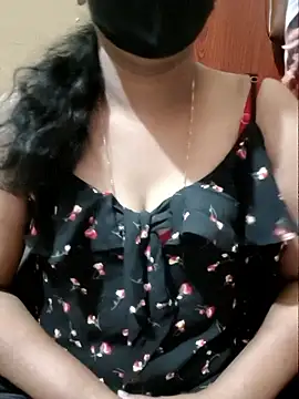 Snapshot of Latha_lovely chatting on 05.16.26 Latha lovely online show from 05.16.26