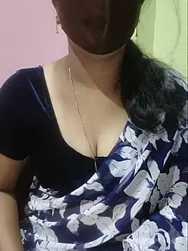 Snapshot of Latha_lovely chatting on 06.20.26 Latha lovely online show from 06.20.26