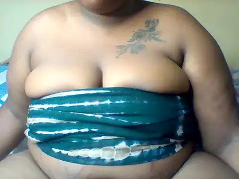 Snapshot of bunny_jay chatting on 04.19.26 bunny jay online show from 04.19.26