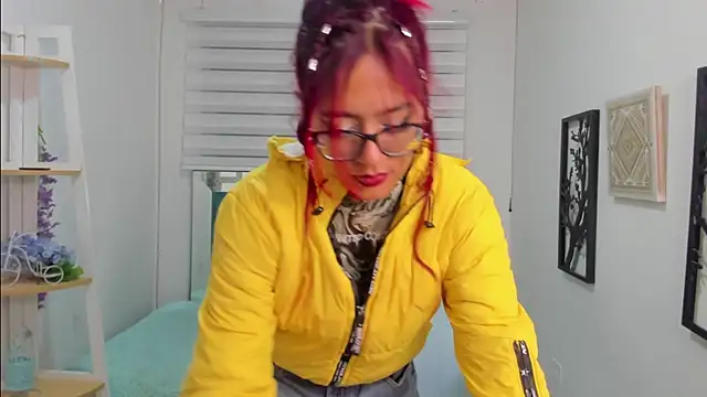 Sara Red X online show from 06.28.26