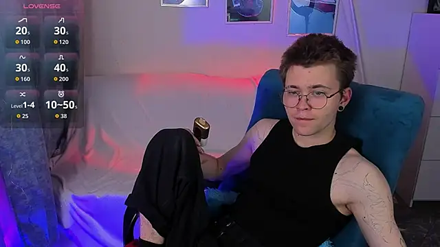 Snapshot of Thomas_Norton chatting on 06.06.26 Thomas Norton online show from 06.06.26