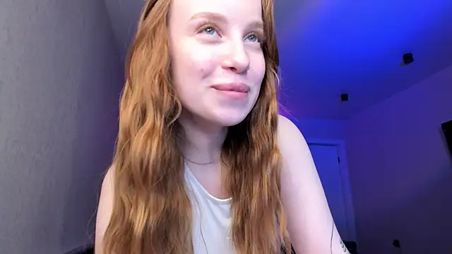 Snapshot of BunnyShinex chatting on 05.15.26 BunnyShinex online show from 05.15.26