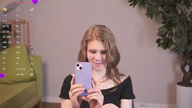 Snapshot of JosefaDonelan chatting on 05.14.26 JosefaDonelan online show from 05.14.26