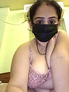 Snapshot of sonalidey5564 chatting on 04.28.26 sonalidey5564 online show from 04.28.26