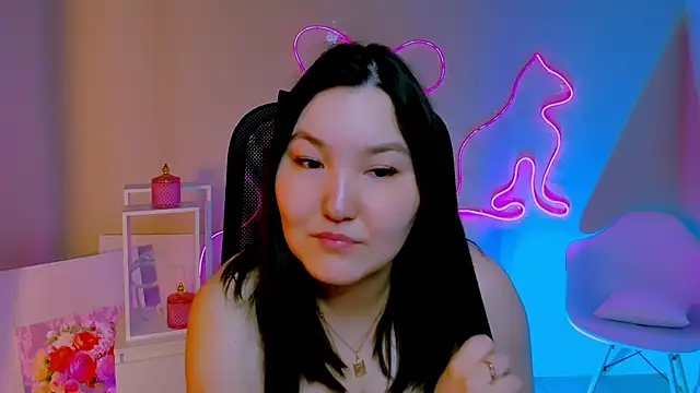 Snapshot of CamilaMartiez chatting on 04.17.26 CamilaMartiez online show from 04.17.26