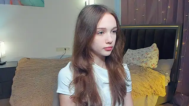 Snapshot of SharriSang chatting on 05.13.26 SharriSang online show from 05.13.26