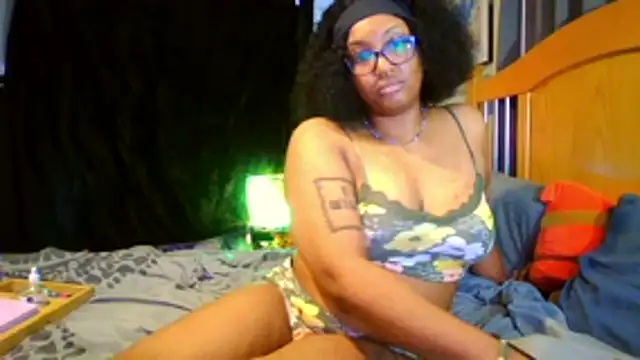 Snapshot of BdyNdSol chatting on 03.28.26 BdyNdSol online show from 03.28.26