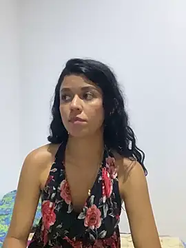 Nia Roswell online show from 03.26.26