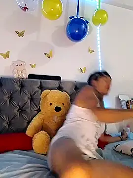 ANDRES URRIETA online show from 04.07.26