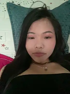 Snapshot of Mi-Lani chatting on 03.27.26 Mi-Lani online show from 03.27.26