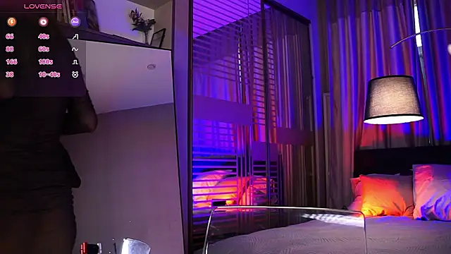 Snapshot of Frantease chatting on 03.28.26 Frantease online show from 03.28.26