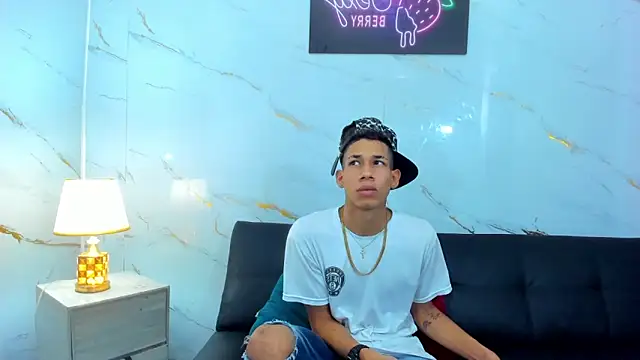 Snapshot of Black_khom chatting on 03.27.26 Black khom online show from 03.27.26