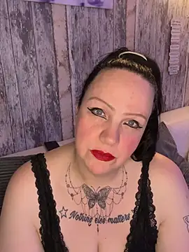 Snapshot of Noraya_ink chatting on 04.01.26 Noraya ink online show from 04.01.26