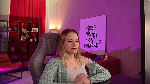 Snapshot of VireliaMoonfall chatting on 04.15.26 VireliaMoonfall online show from 04.15.26