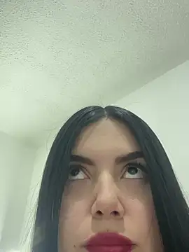 Snapshot of Cami_olarte chatting on 04.26.26 Cami olarte online show from 04.26.26