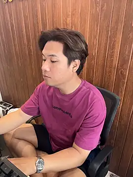 Snapshot of Titanryu chatting on 04.06.26 Titanryu online show from 04.06.26