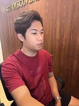 Snapshot of Titanryu chatting on 04.27.26 Titanryu online show from 04.27.26