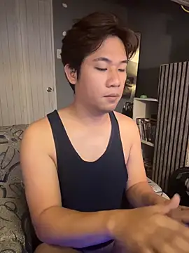 Snapshot of Titanryu chatting on 04.30.26 Titanryu online show from 04.30.26