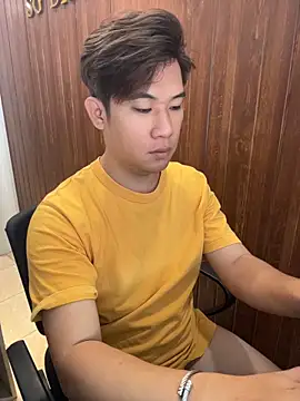 Snapshot of Titanryu chatting on 05.19.26 Titanryu online show from 05.19.26