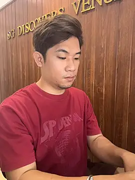 Snapshot of Titanryu chatting on 05.25.26 Titanryu online show from 05.25.26