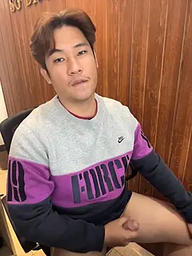 Snapshot of Titanryu chatting on 06.15.26 Titanryu online show from 06.15.26