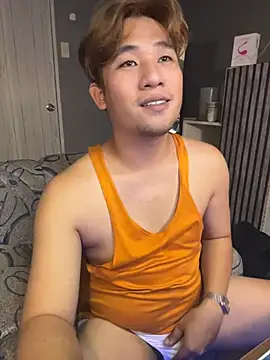 Snapshot of Titanryu chatting on 06.20.26 Titanryu online show from 06.20.26
