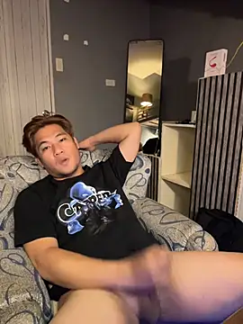 Snapshot of Titanryu chatting on 06.22.26 Titanryu online show from 06.22.26