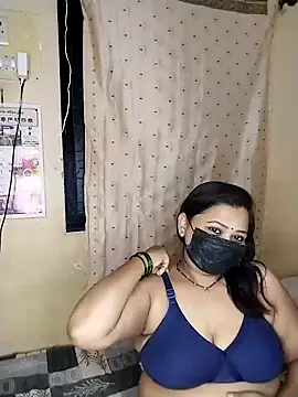 Snapshot of Hoty_bhabii chatting on 04.01.26 Hoty bhabii online show from 04.01.26