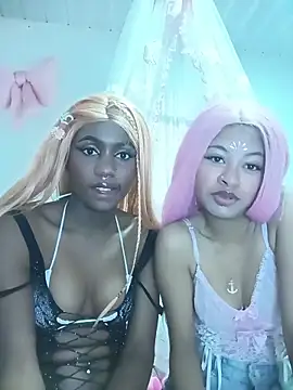 Snapshot of KatyBelle_ chatting on 04.09.26 KatyBelle online show from 04.09.26