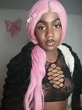 Snapshot of KatyBelle_ chatting on 04.12.26 KatyBelle online show from 04.12.26