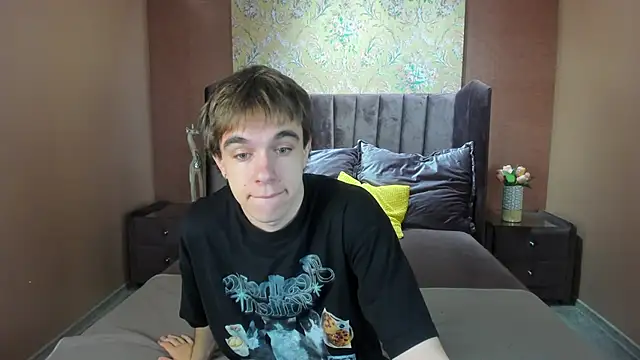 Snapshot of DaveBevy chatting on 06.11.26 DaveBevy online show from 06.11.26