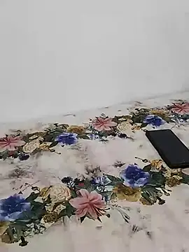 Snapshot of Nottila chatting on 06.19.26 Nottila online show from 06.19.26