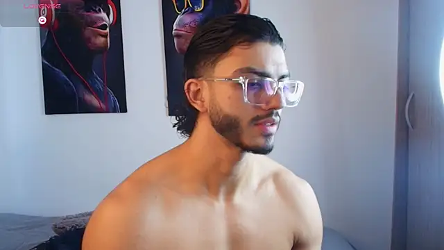 IamAxel03 online show from 04.02.26