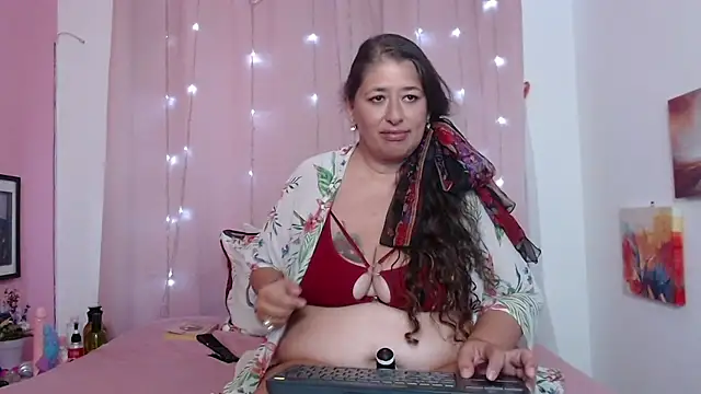 Snapshot of SALAMANDRA_FRANCO chatting on 04.13.26 SALAMANDRA FRANCO online show from 04.13.26