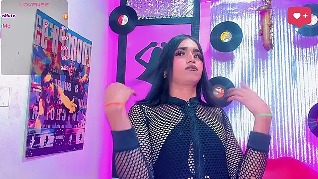 Snapshot of _Cristal_Paez__ chatting on 03.28.26 Cristal Paez online show from 03.28.26